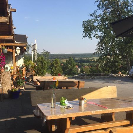 Europa-Feriendorf Husen Exteriör bild